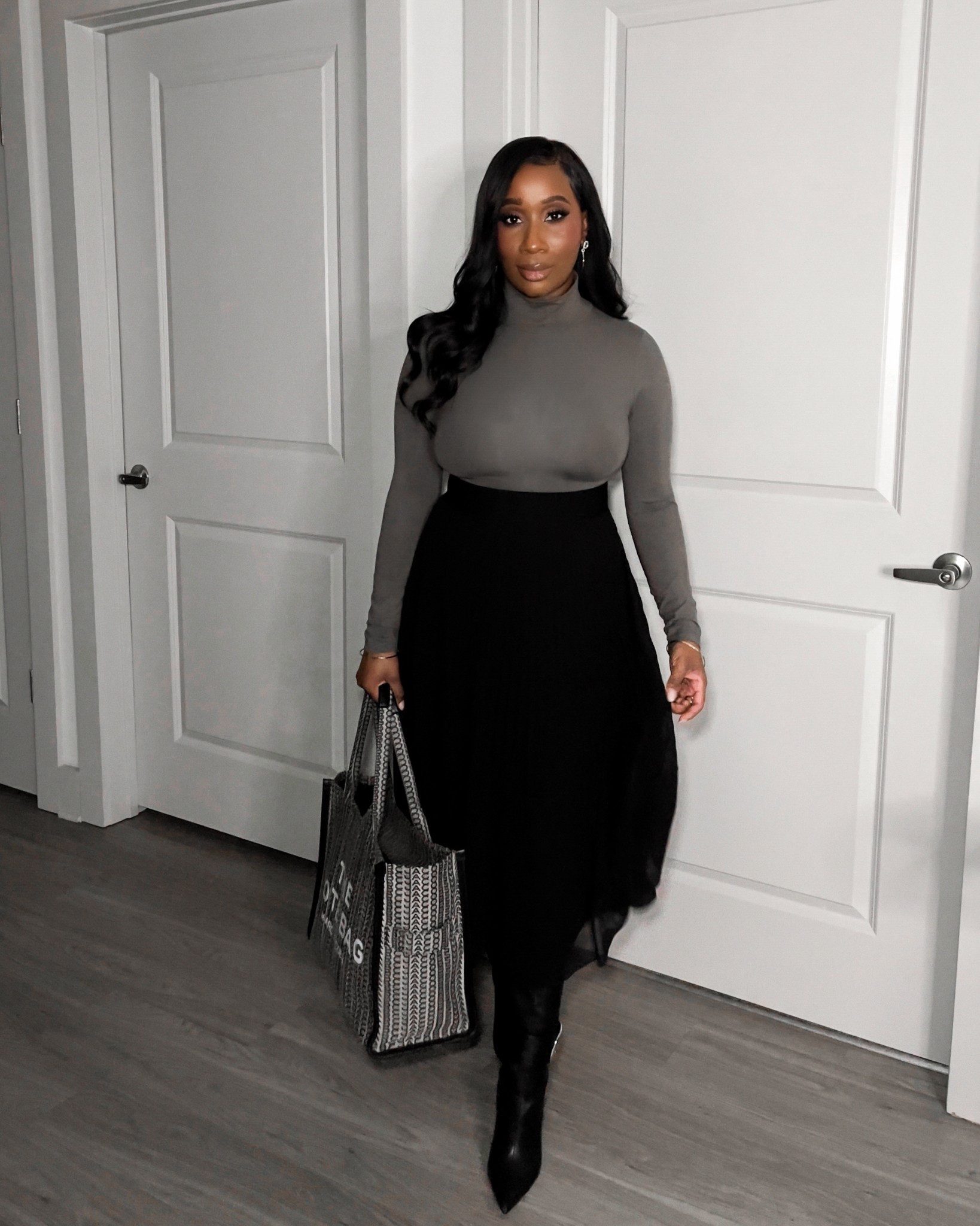 Grey and black workwear look! 🖤🩶 Wearing a small in both pieces. 

Aritzia, Amazon, style inspo, style ootd, outfit inspo

#LTKootd #LTKdayinmylife #LTKWorkwear