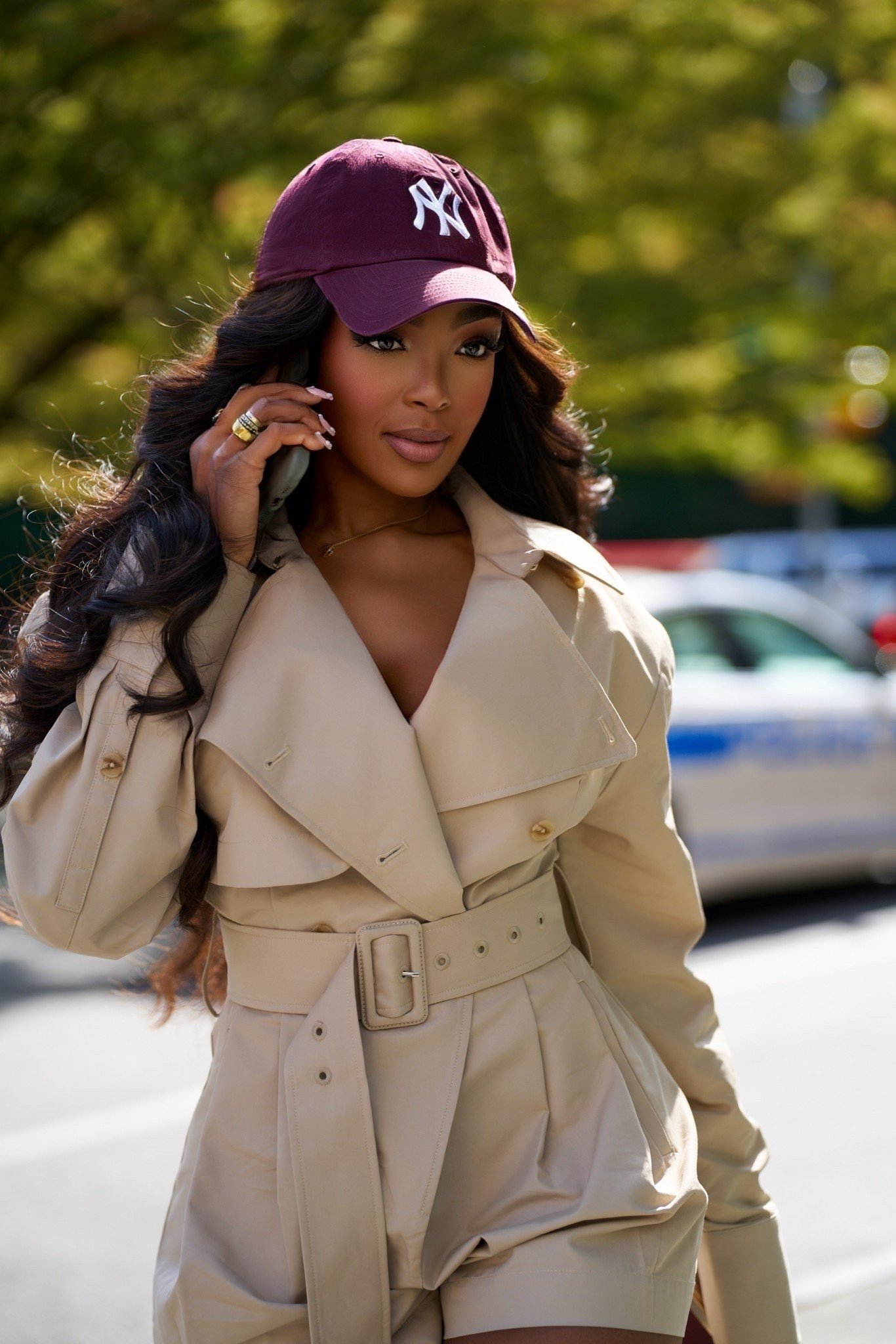 THE TRENCH, BUT COOLER 🍷

This is how you make a classic trench feel fresh—add a baseball cap and suddenly the whole look gives effortless off-duty energy. Perfect for travel days, brunch, errands or a casual fall day out.

cropped trench coat, burgundy baseball cap, fall street style, casual chic outfit, elevated everyday style, neutral fall outfit, off duty style, fall layering outfit

Wearing: Size Small | 5’4” | 140 lbs

📱 Download the FREE LTK app & follow @kirasfashionfinds to shop all my daily finds.

#LTKStyleTip #LTKSeasonal #LTKPetite