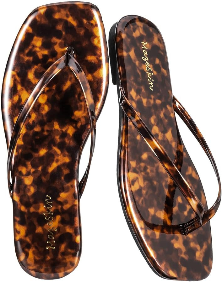 mazeskin Womens Memory Foam Flip Flops Leather Flat Sandals | Amazon (US)