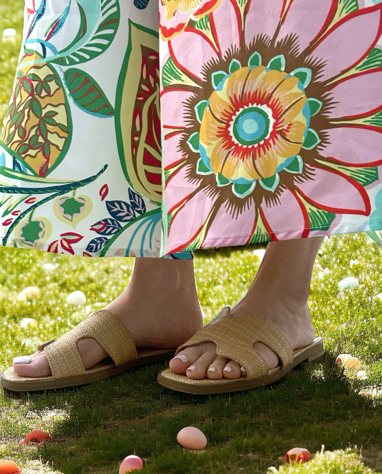 Neutral Spring/Summer flats that will be on repeat! Designer inspired and only $20! Right now even an additional 20% off! #LTKshoes 

#LTKSpringSale #LTKfindsunder50