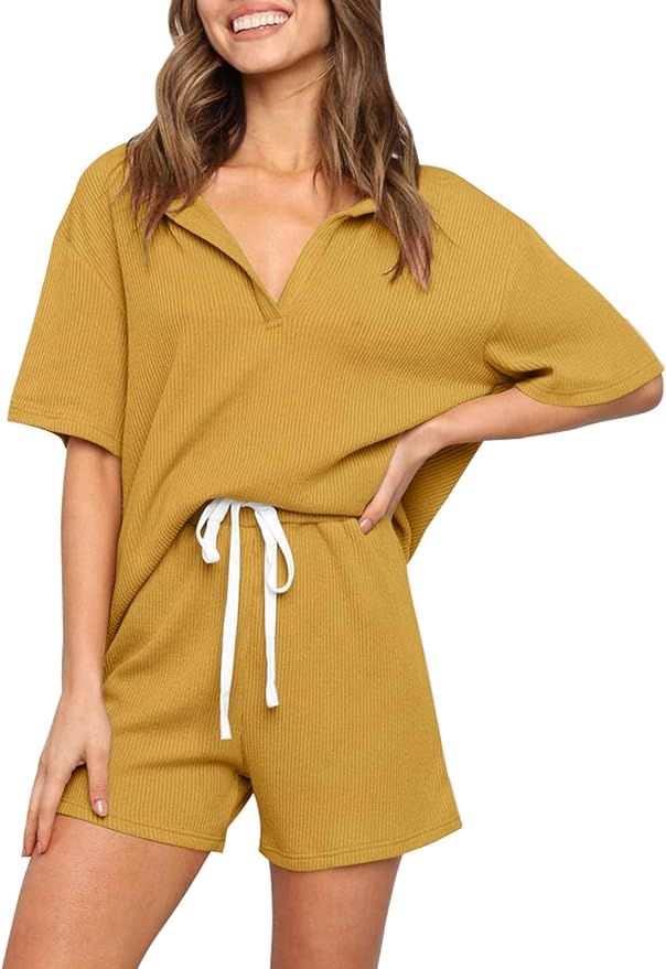 ZESICA Women's Ribbed Knit Pajama Sets Short Sleeve Top and Shorts Two Piece Sleepwear Sweatsuit ... | Amazon (US)
