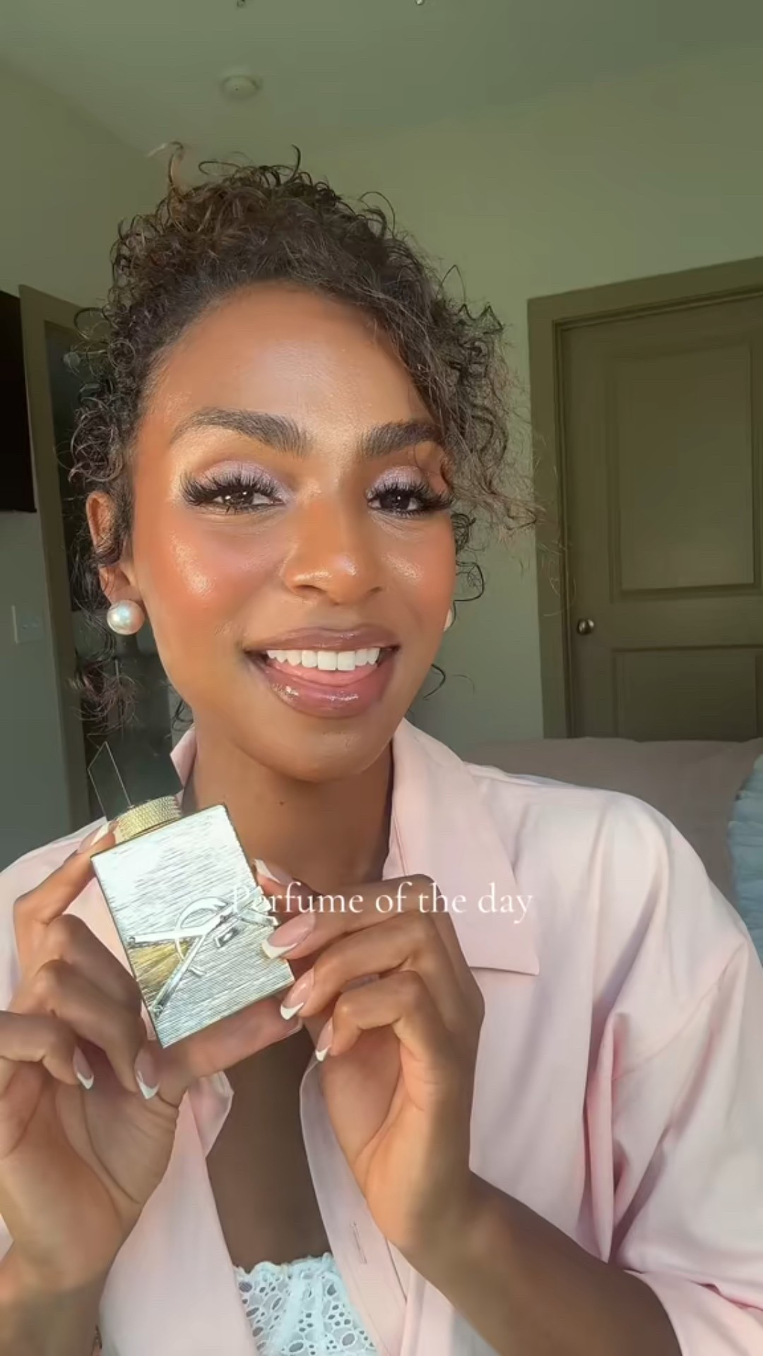 Fragrance of the day ✨

Today’s fragrance of the day is YSL Beauty’s Vanilla Couture — a scent that feels like luxury, confidence, and a little bit of mystery wrapped in one bottle. 🤍✨

This perfume opens with warm, creamy vanilla notes that melt into a soft, sensual blend of amber and musk—the kind of scent that lingers long after you’ve left the room. It’s feminine, bold, and effortlessly elegant—my go-to for when I want to feel put together but unforgettable. 💋

💫 Fragrance of the Day:
YSL Beauty – Vanilla Couture Eau de Parfum

Vanilla girl aesthetic, Vanilla Girl, Vanilla girl perfume, vanilla perfume combo, vanilla perfume collection, vanilla perfume oil, vanilla perfume affordable, YSL beauty, YSL 



#LTKSeasonal #LTKItBag #LTKBeauty