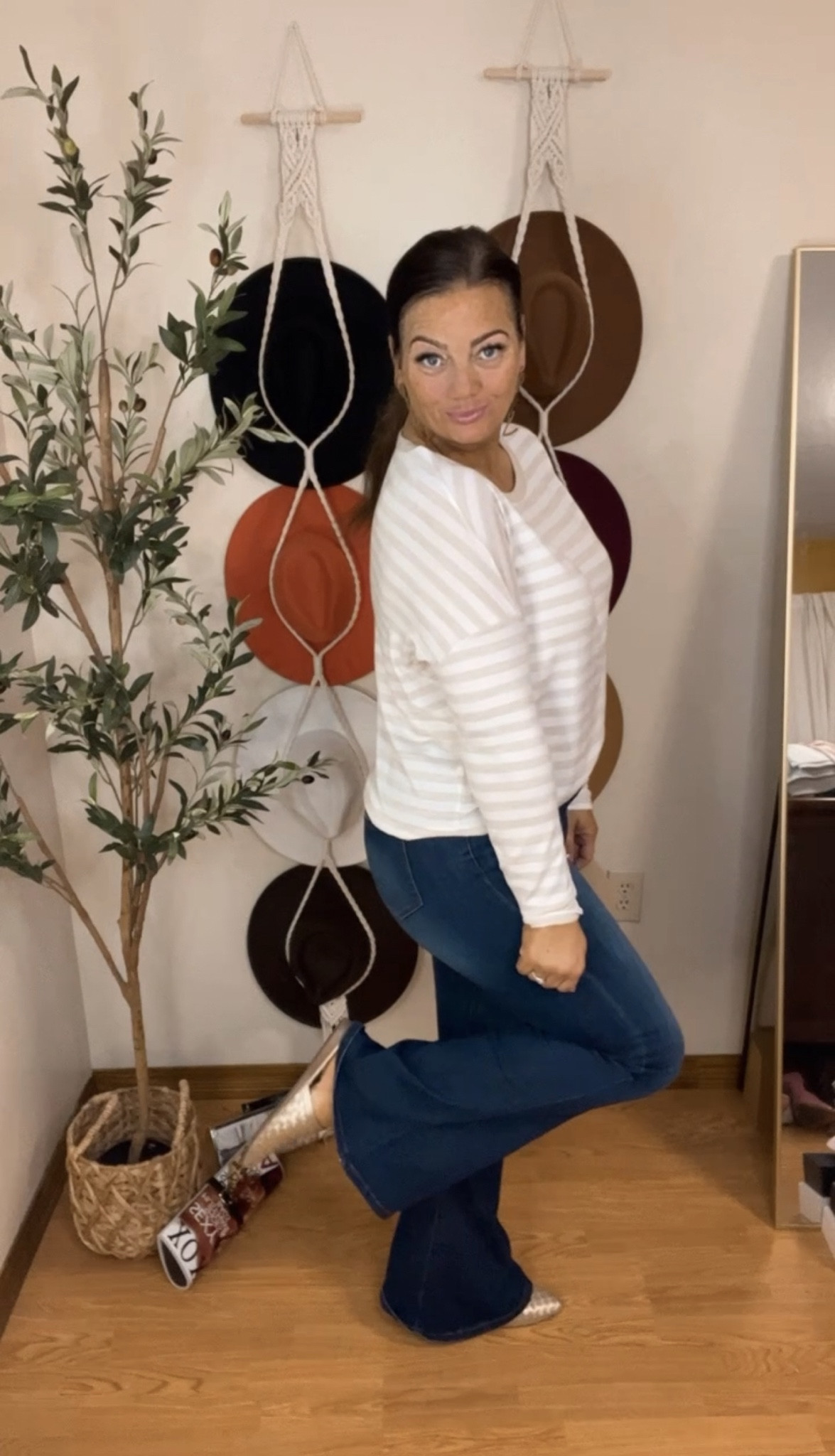 I’m loving these @walmart top! Lightweight so perfect to transition into spring. #springoutfit

#LTKSeasonal #LTKMostLoved #LTKSpringSale