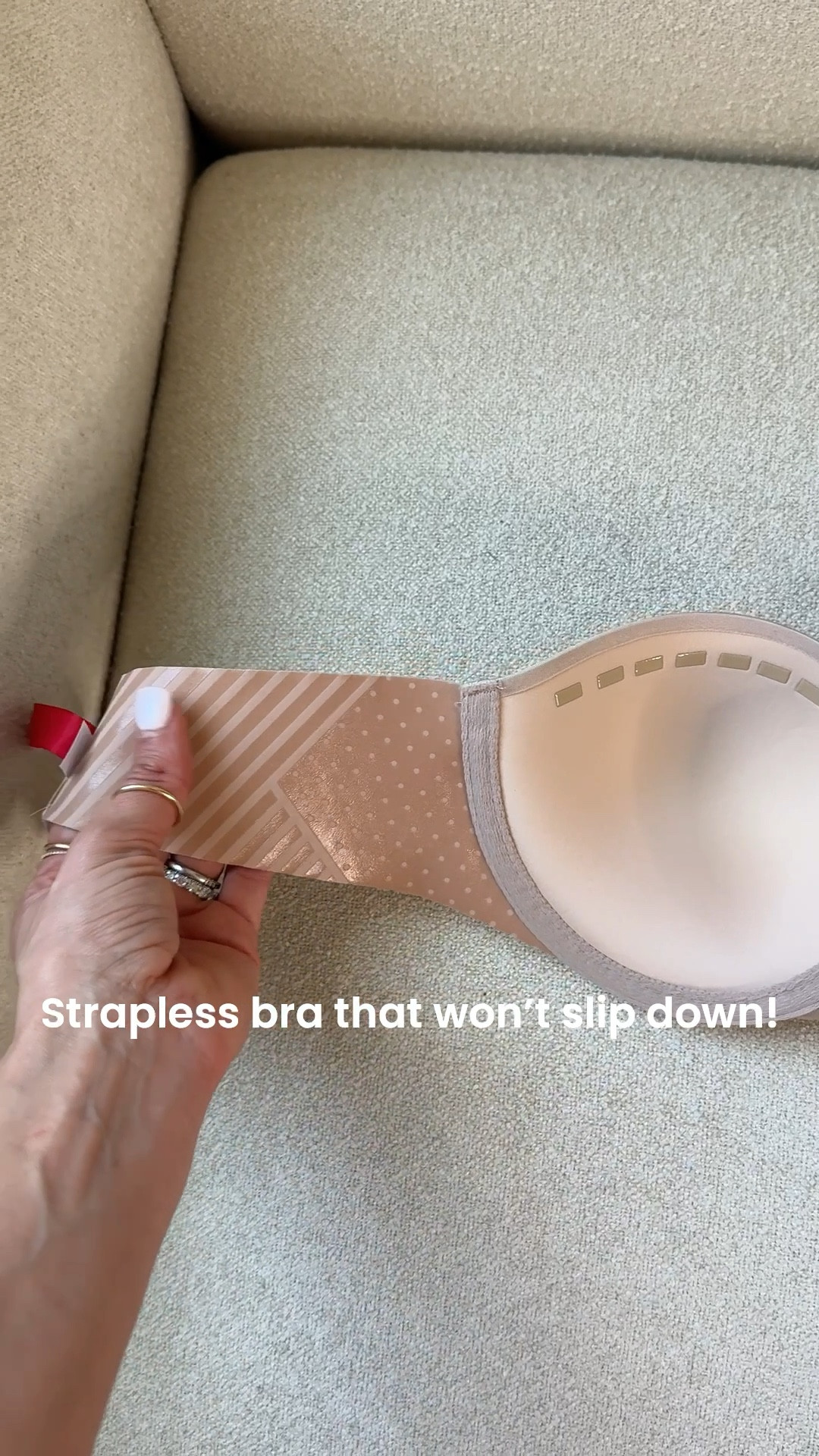 I love this strapless bra! Has jelly strips on cups and band so it won’t slide down! TTS for me. LISAMARIEXSPANX for 15% off first order & free shipping 

#LTKgrwm #LTKPetite #LTKootd