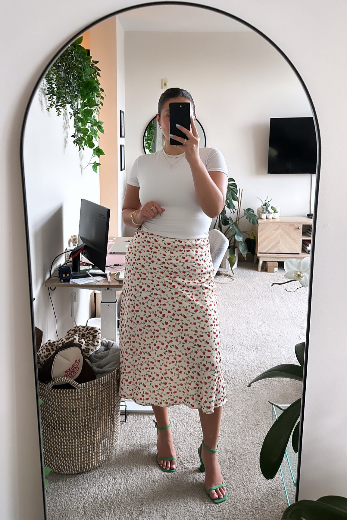 Super easy work outfit with this beautiful slip skirt. I paired it with a super soft crew neck shirt from Amazon and a green heel and loved the fit. 

#amazon #popofcolor #summeroutfit #summertime #workwear #slickbackpony 

#LTKFindsUnder100 #LTKWorkwear #LTKStyleTip