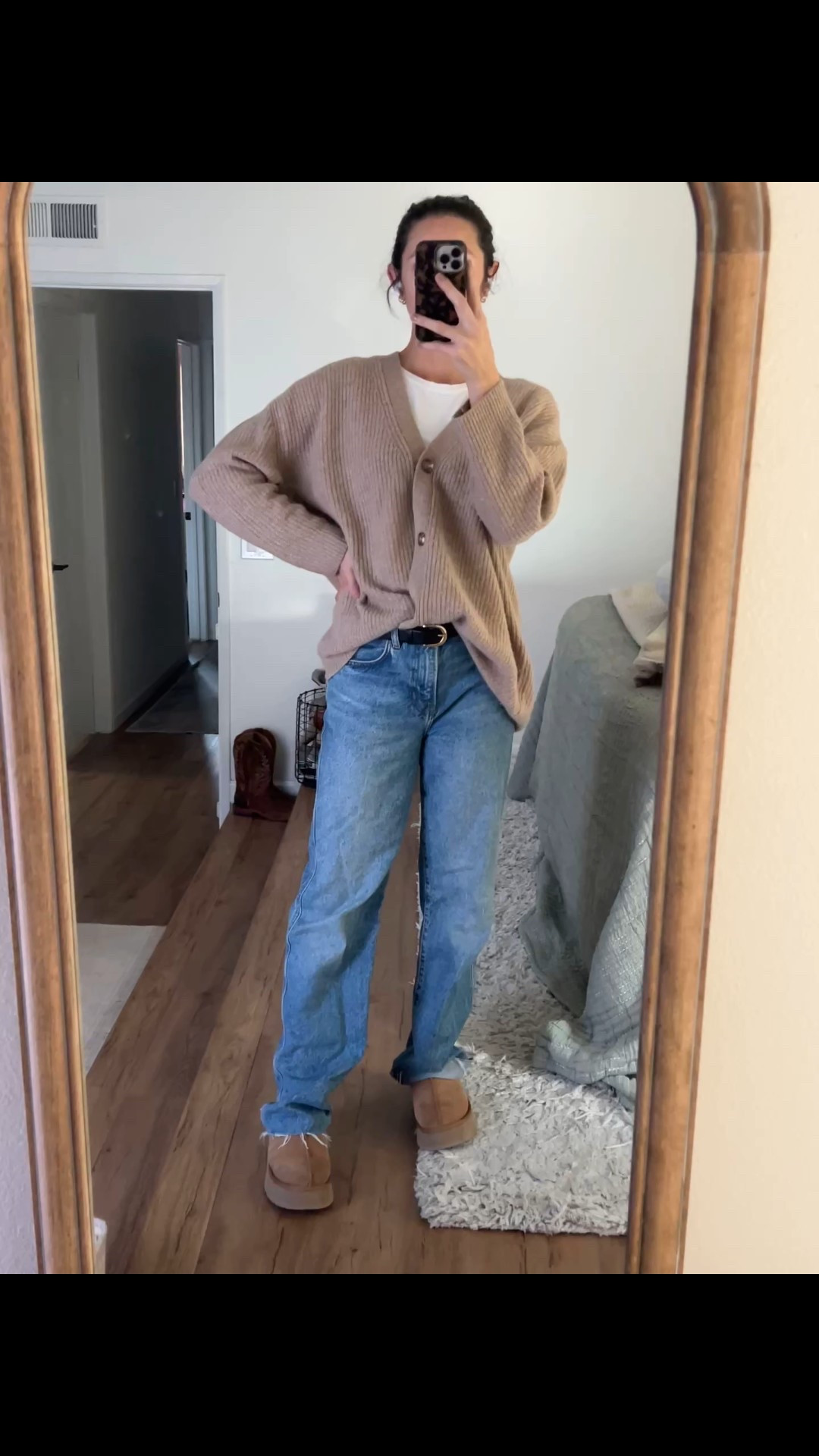 Cozy sweaters forever 🧸🤎 

#LTKmomlife #LTKootd #LTKdayinmylife