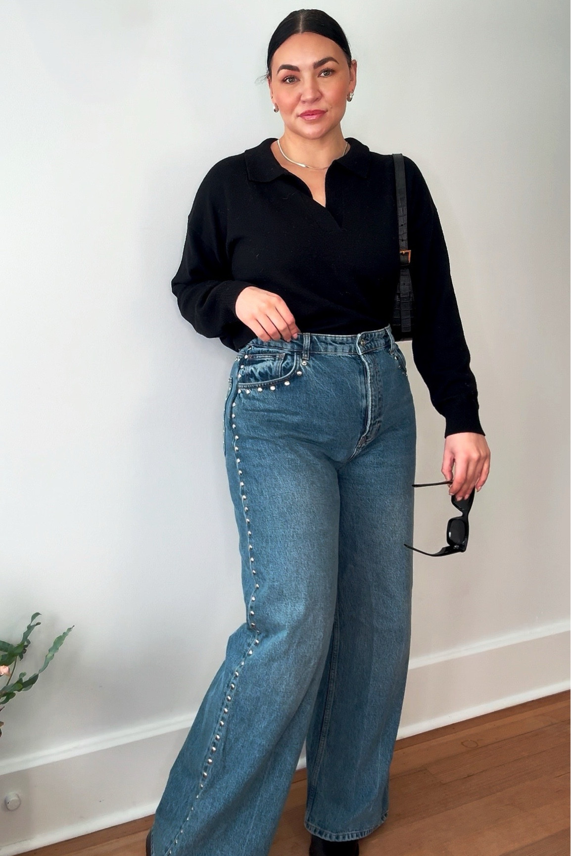 These jeans have given life to my winter wardrobe! Believe me I get that they are $$$$ but I looked everywhere for anything close and they either didn’t fit or didn’t make my size. These were absolutely worth the splurge!

Jeans run TTs I’m wearing a 32
Sweater size XL
