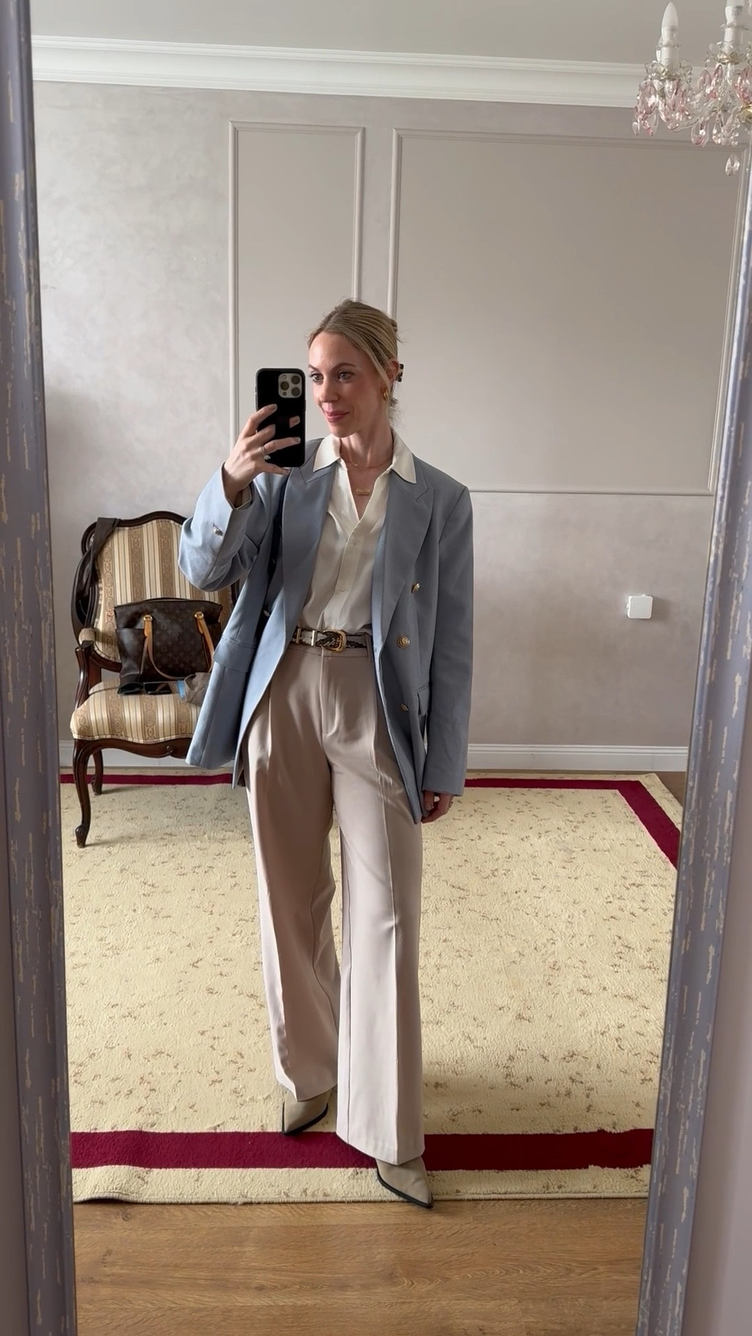 Work wear outfit, light blue blazer, python belt, style over 40, office look

#LTKOver40 #LTKWorkwear #LTKWatchNow
