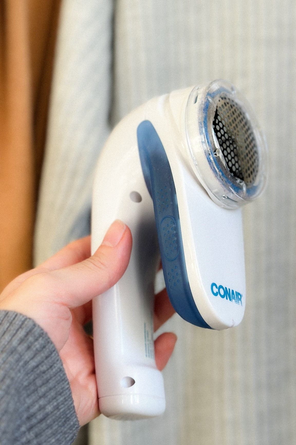 This fabric shaver has me hooked. I got it for a couple knit pieces I own that needed some TLC, but I’m now addicted🤭

#LTKhome #LTKfindsunder50 #LTKstyletip