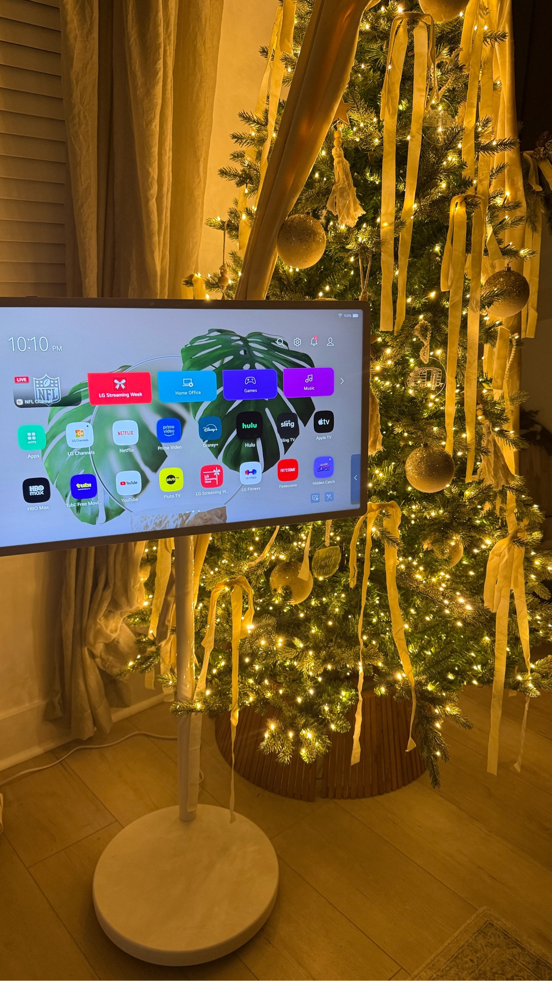 The BEST anniversary gift, meet Karen 😭💕

#LTKTravel #LTKSaleAlert #LTKHome