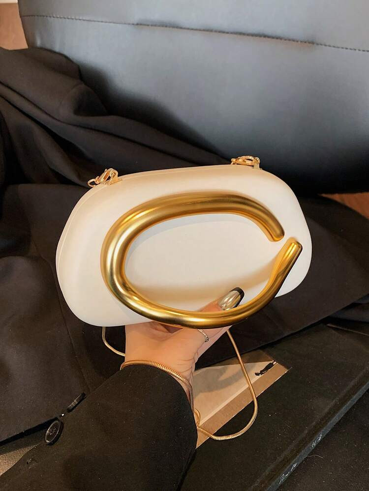 This Elegant And Refined Faux Pearl White PU Handbag, Paired With Gold-Tone Hardware And A Bean Bag-Style Design, Is An Ideal Choice For Ladies' Daily Dates, Vacations, Evening Galas, And Weddings, As Well As An Excellent Gift Option For Holidays. | SHEIN