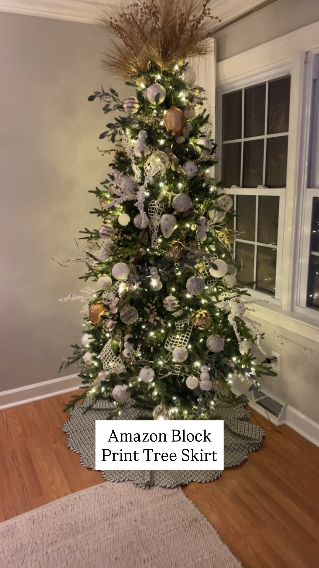Christmas decor, Christmas tree

#LTKHoliday #LTKGiftGuide #LTKHome