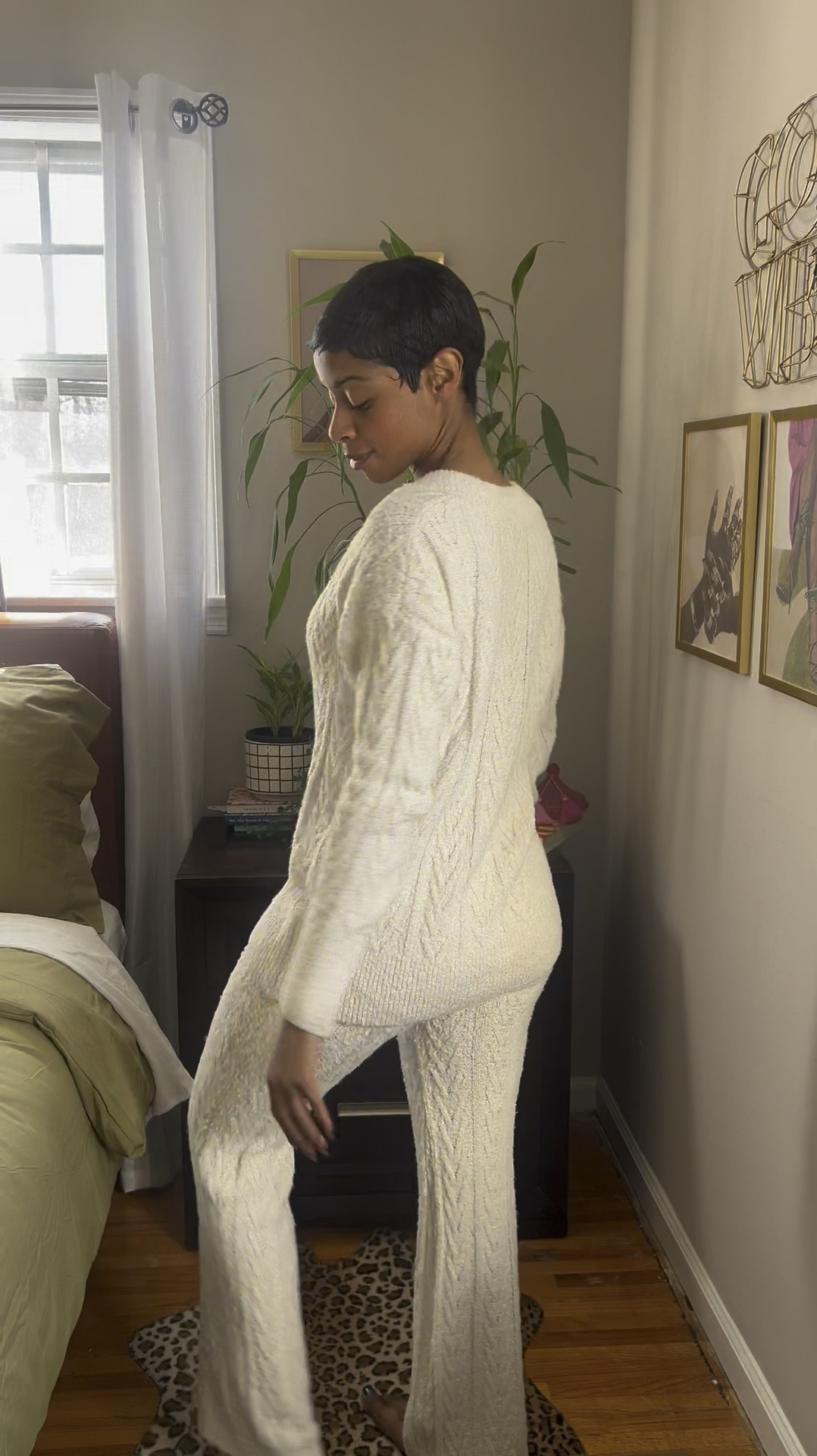 Get ready with me in this cozy soft two piece set from Marshalls !

#LTKSeasonal #LTKStyleTip #LTKHoliday