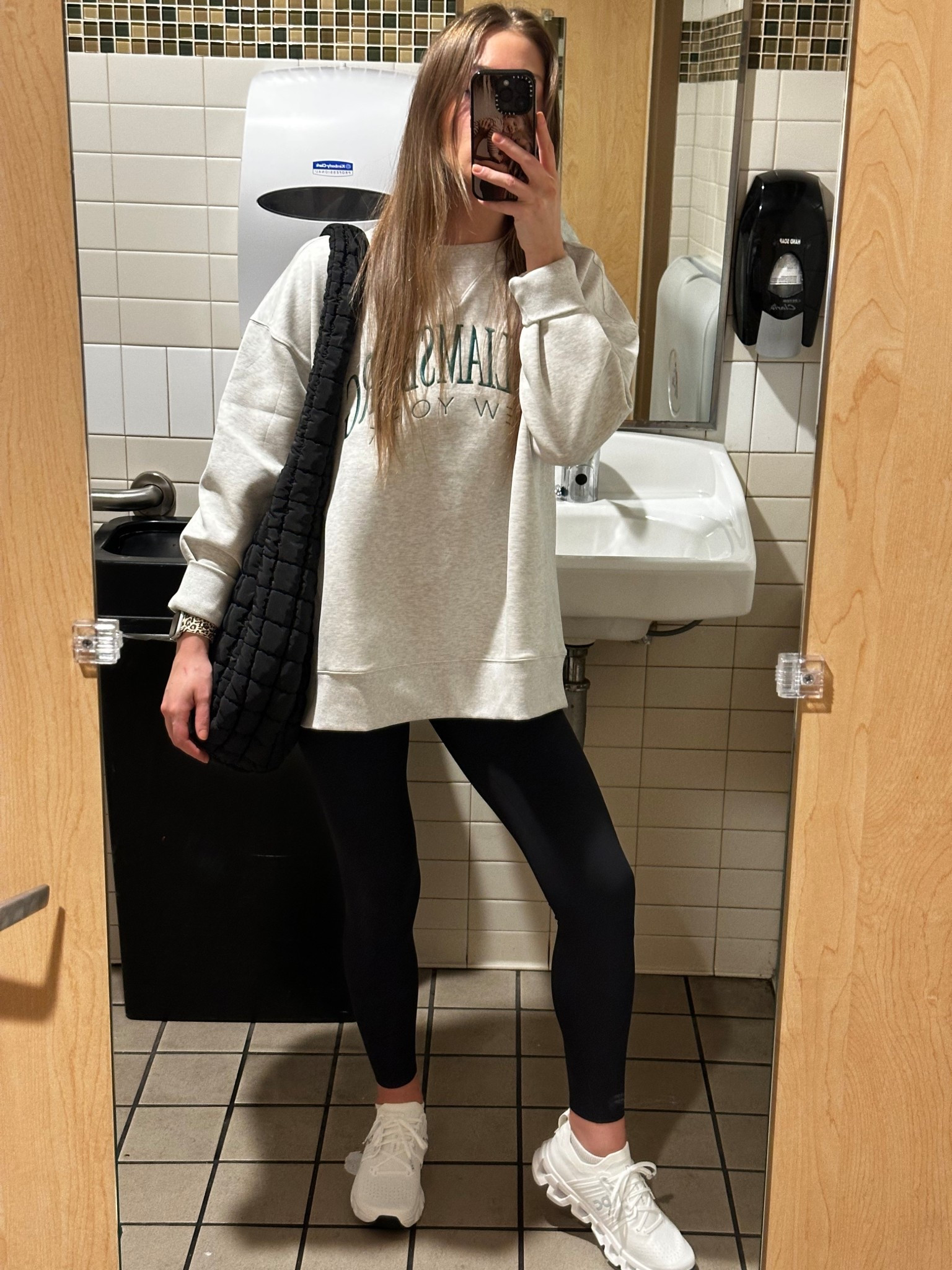 Sweatshirt on clearance at AB&F 💖