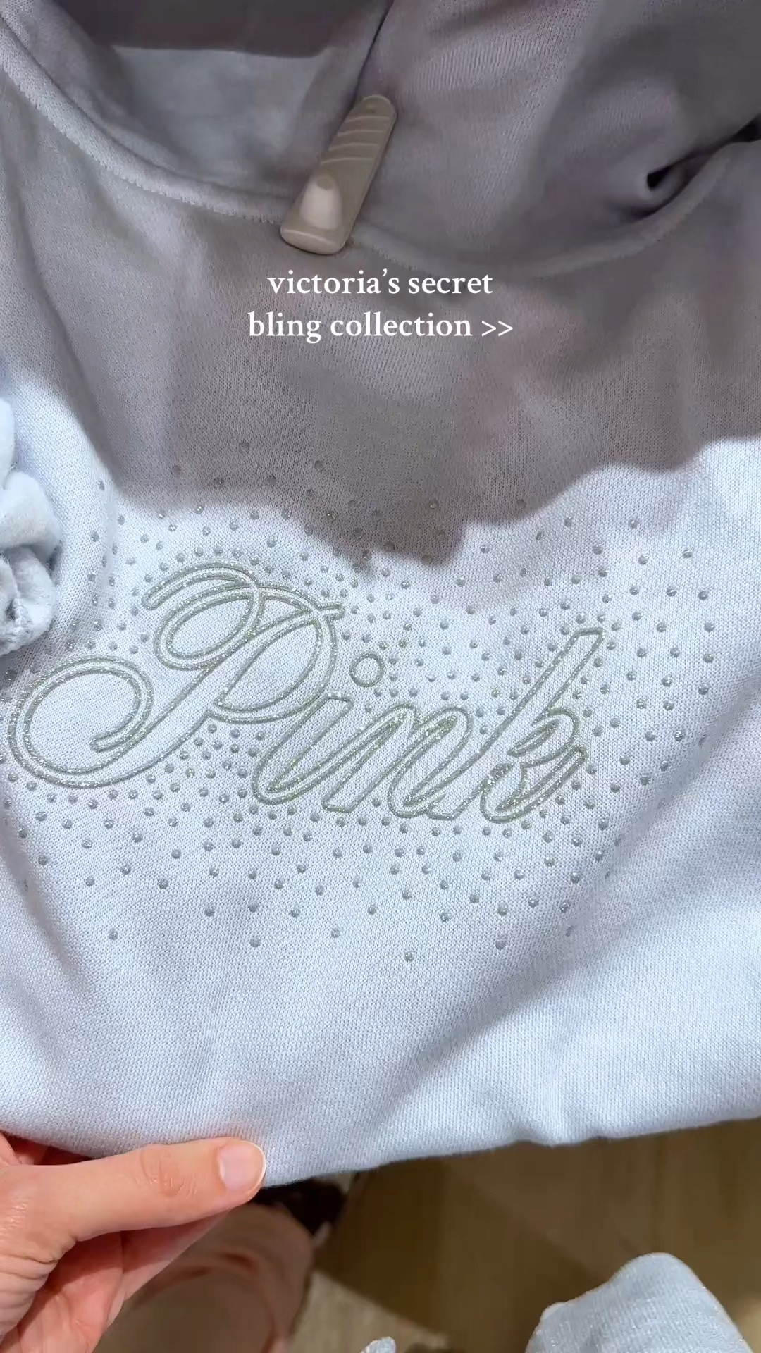 bling me out 

#LTKHoliday #LTKGiftGuide #LTKSaleAlert