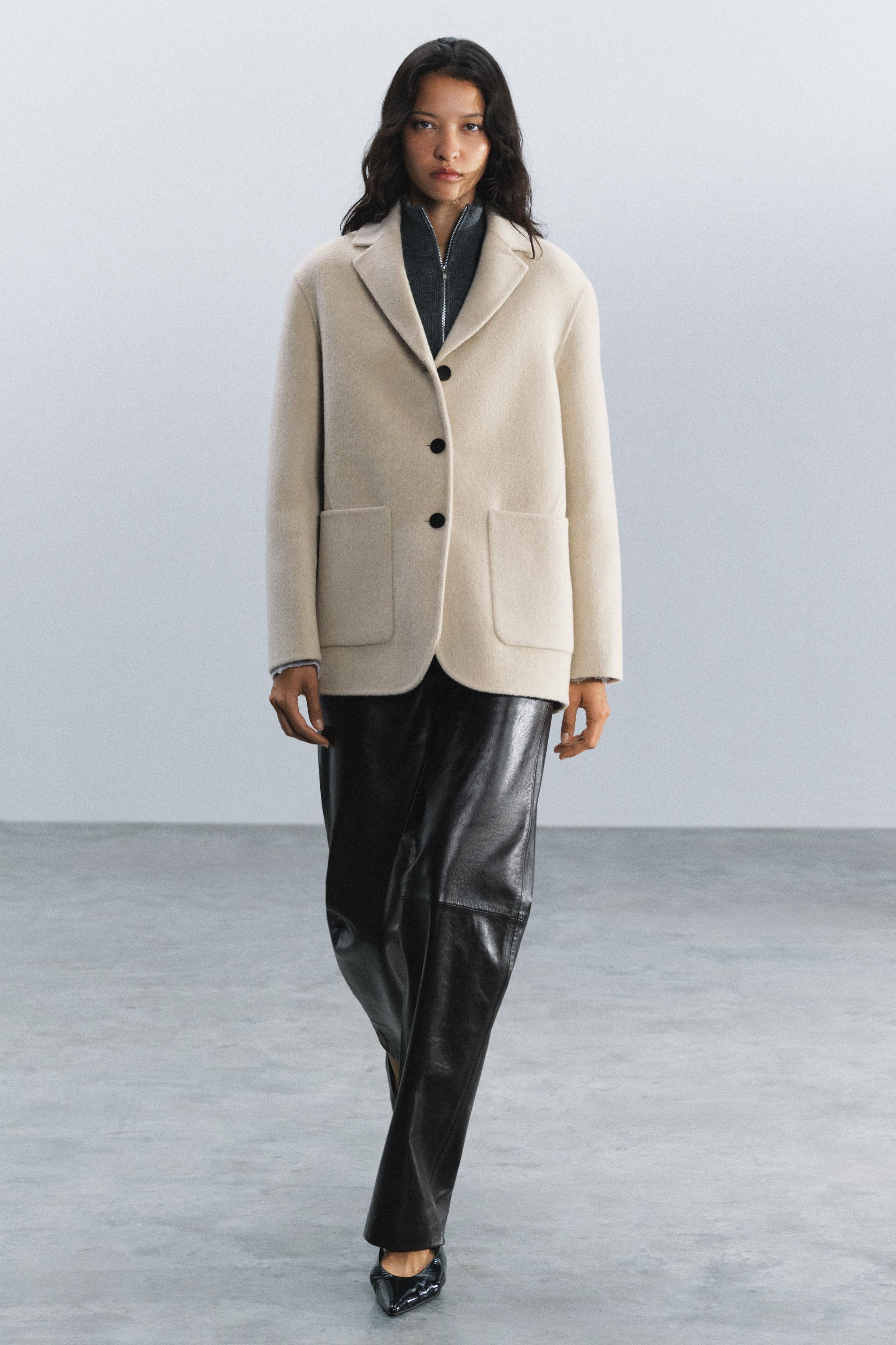 ZW COLLECTION SHORT WOOL BLEND COAT | Zara UK
