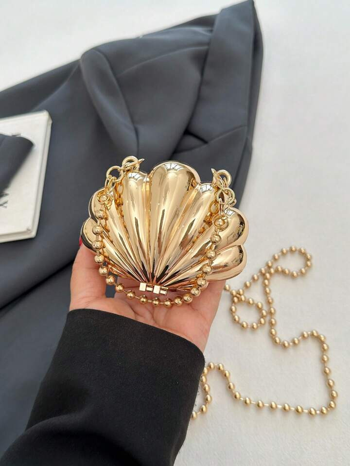 1pc Miniature Shell Shape Crossbody Bag For Women, New Summer Metal Chain Strap Unique Design Clutch Purse, Fashion Shoulder Bag, Elegant Coin Purse, Gift For Ladies, Stylish Children's Shoulder Bag, Elegant Shell Bag, Perfect For Parties, Weddings, Dinners & Banquets, Matches Wedding Dresses, Formal Wear, Prom Gowns, Birthday Outfits & Women's Party Attire | SHEIN