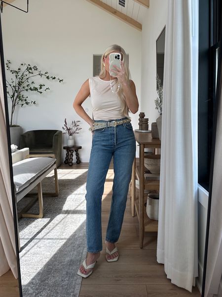 Revolve Spring Try-on!

Small in top, 25 in jeans (size down 1 size), shoes are older- linked similar.

#kathleenpost #revolve #springoutfit #springfashion

#LTKSeasonal #LTKstyletip