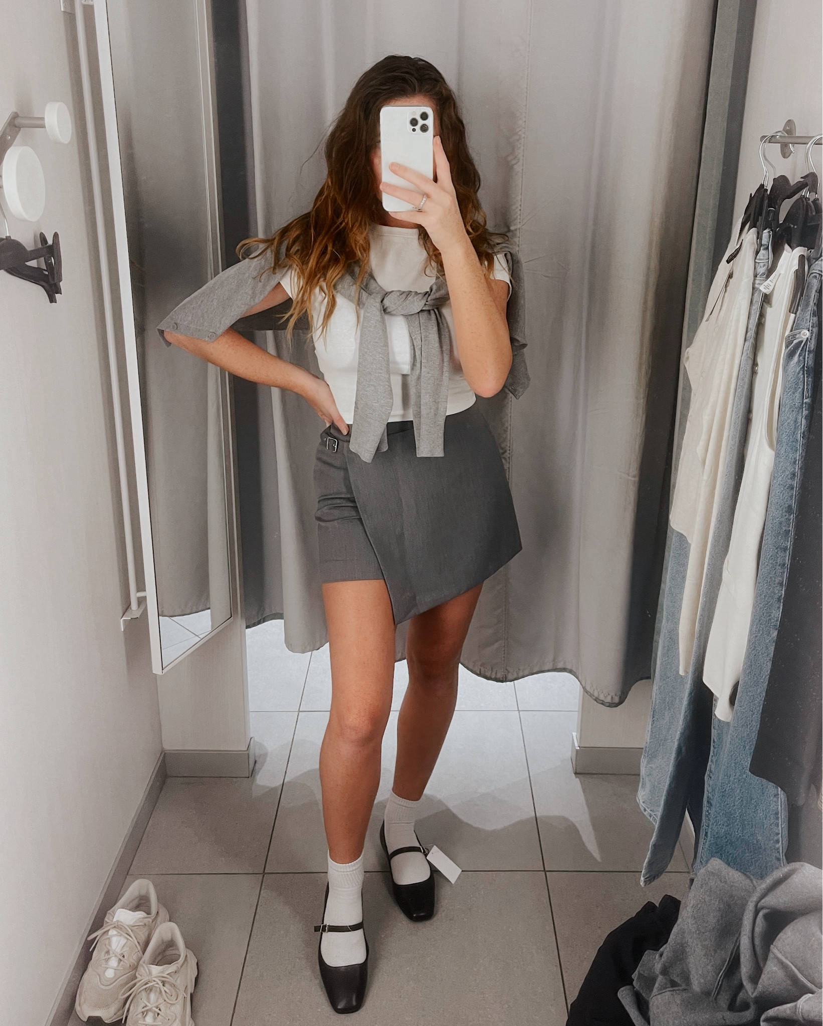 Dainty fall fashion is in the airrr ☕️🩶🪽

#LTKfindsunder50 #LTKstyletip #LTKSeasonal