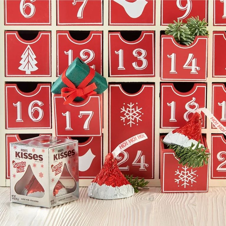 Hershey's Kisses Solid Milk Chocolate Santa Hat Christmas Candy, Gift Box 1.45 oz | Walmart (US)