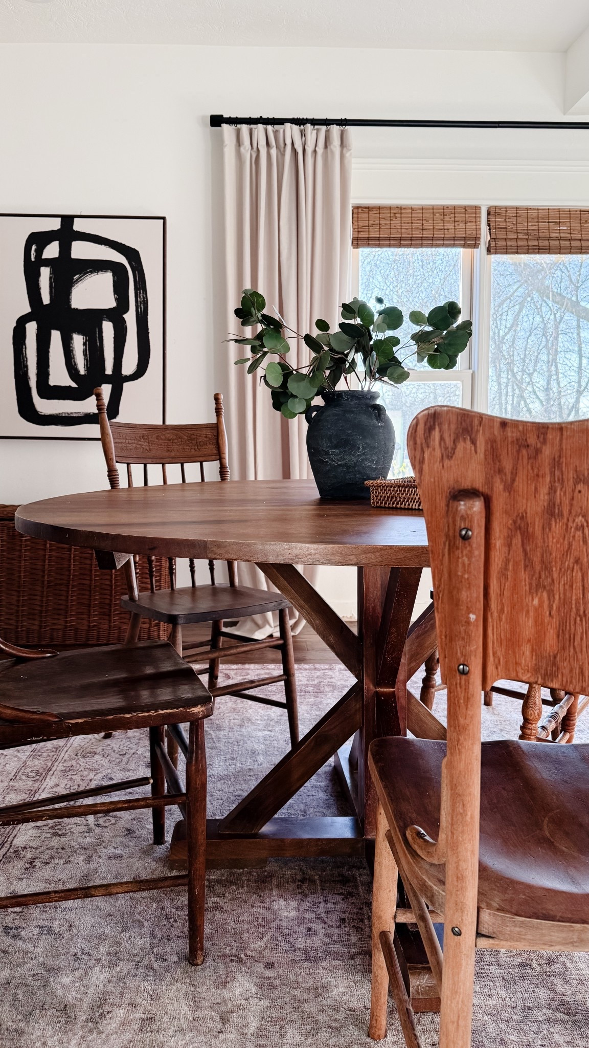 Perfect spot for my new pot! ❤️

#pots #homedecor #diningtable #floral

#LTKStyleTip #LTKSeasonal #LTKHome