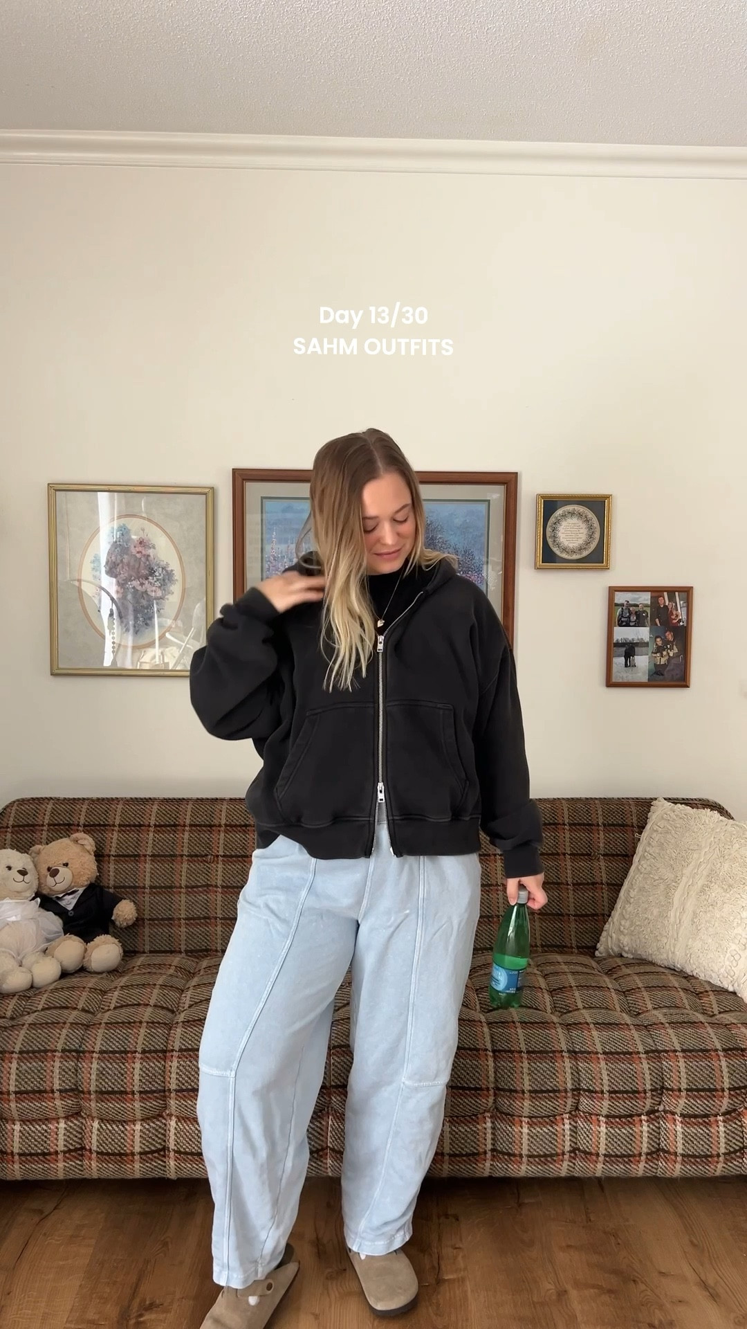 Day 13/30 sahm Outfits 

Hoodie medium
Pants medium
Tee large

#LTKootd #LTKmomlife #LTKgrwm