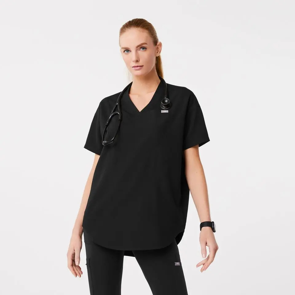 Halle V-Neck Tunic Scrub Top | FIGS