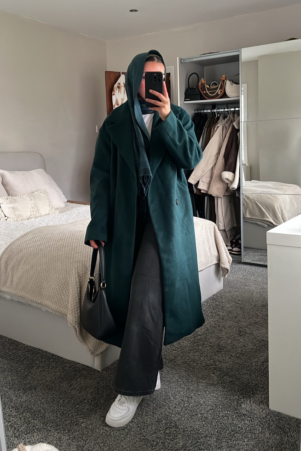 Coat season, coat outift , modest outfit 