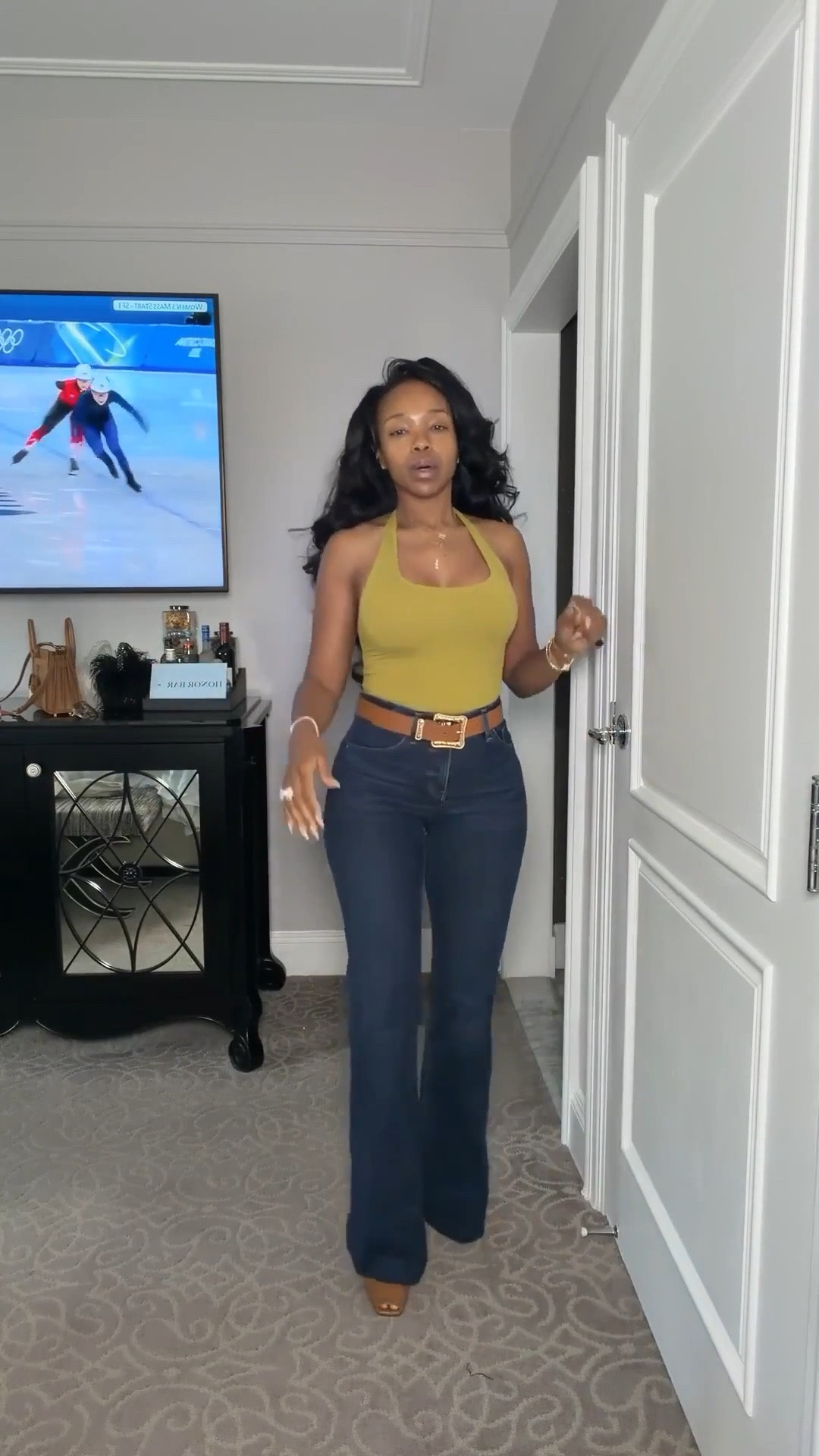 Hi Babes!

A great pair of dark wash jeans will never go out of style 🤎✨

This look is simple, flattering, and so easy to recreate. The olive tank paired with a statement belt and wide-leg denim gives that effortless "I threw this on" vibe while still looking completely put together.

Where to wear this:
• Casual date night
• Weekend brunch
• Concerts
• Running errands
• Travel days
• Girls' night out

Style tip: Add a blazer and heels for an elevated look, or keep it casual with sneakers and a tote.

Everything is linked below!

xx Kira | IG: KirasFashionFinds

34D - 27 - 40 • Size Small or 4

#LTKgrwm #LTKootd #LTKvlog
