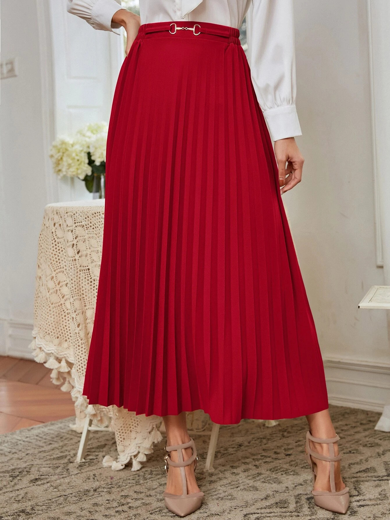 SHEIN Modely D-ring Pleated Skirt | SHEIN