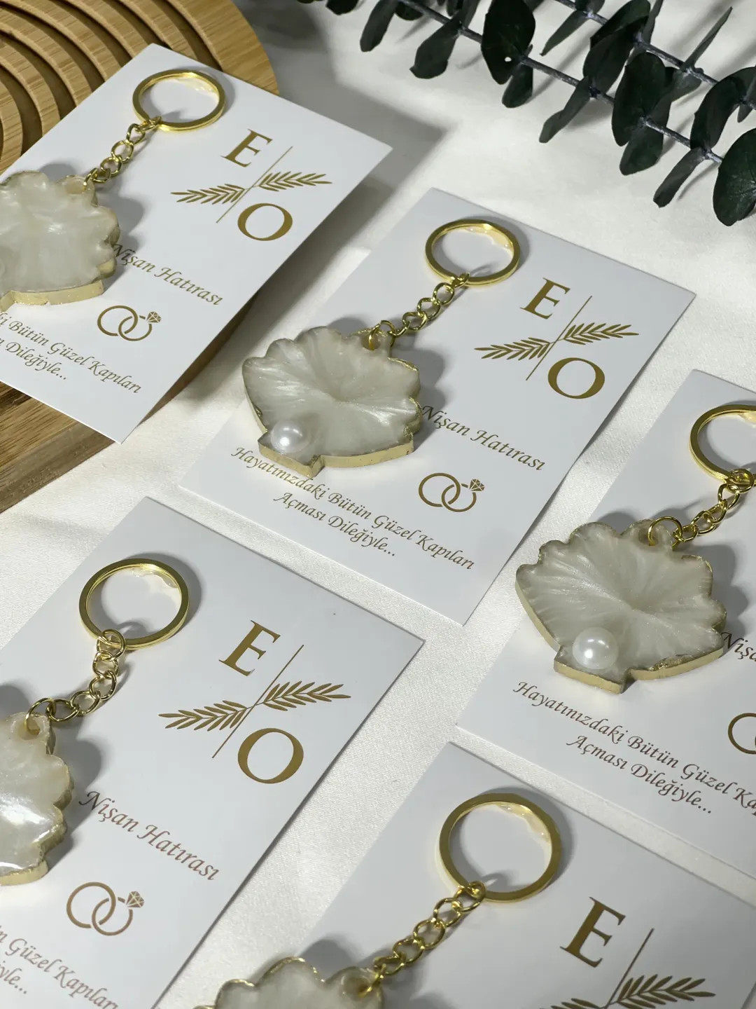 Personalized Pearl Oyster Shell Keychain – Custom Engagement & Bridal Shower Favor, Elegant Wed... | Etsy (US)