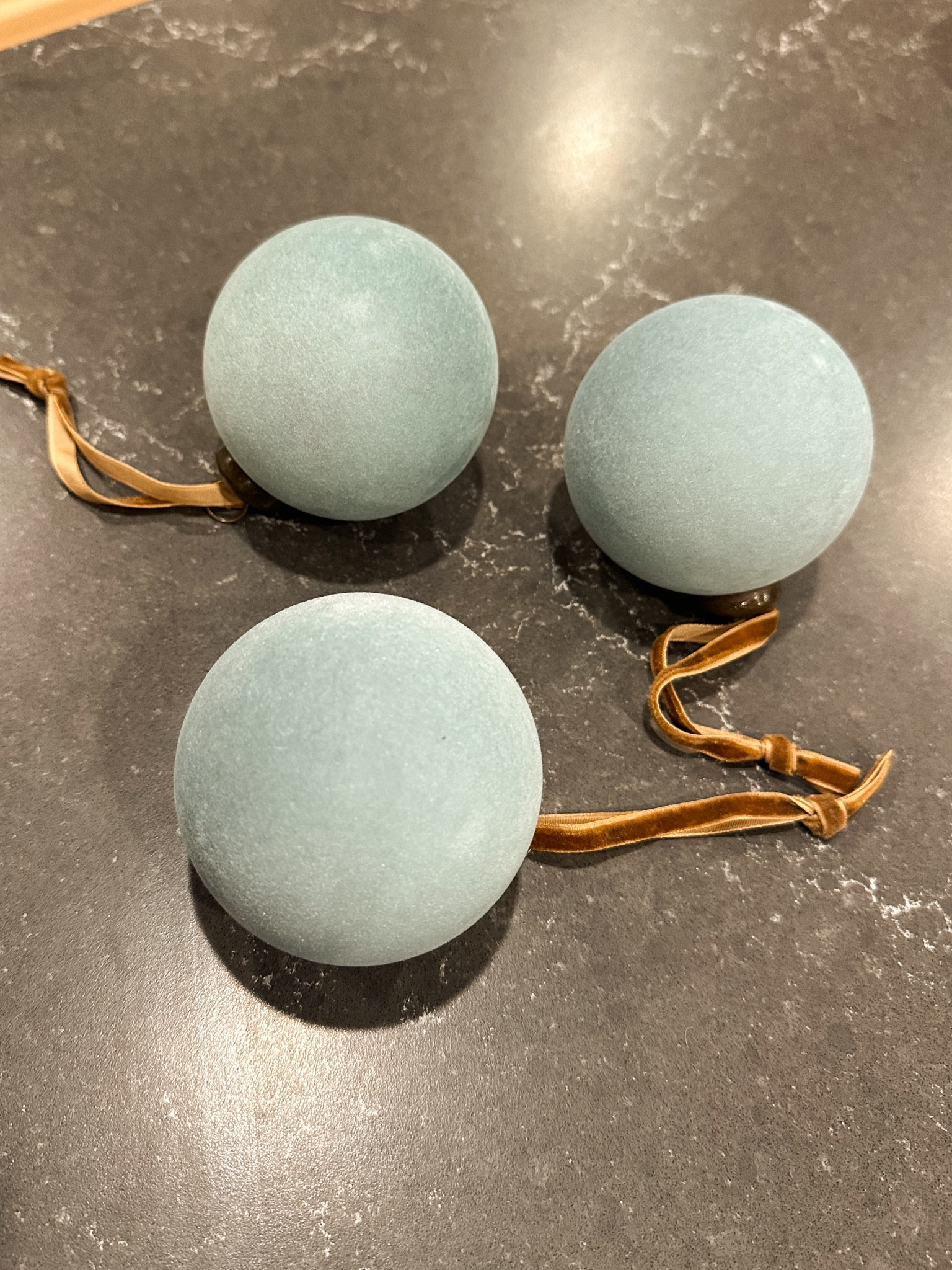 the perfect dusty blue velvet ornament ⭐️