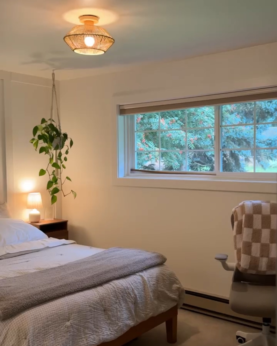 Cozy, neutral guest bedroom/office 🐶🤎

#LTKMostLoved #LTKHome #LTKU