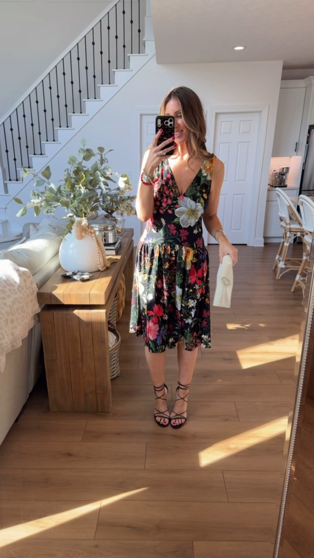 Spring event floral dresses 
Size 8/M 


#LTKMidsize #LTKgrwm #LTKOver40