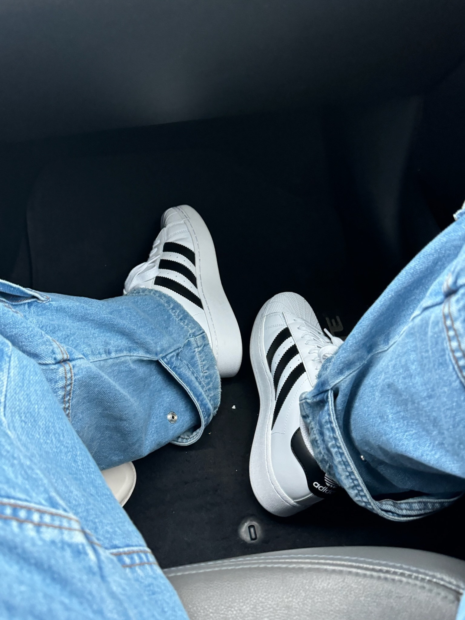One of my go to white basic sneakers for every outfit ✨

#LTKmidsize