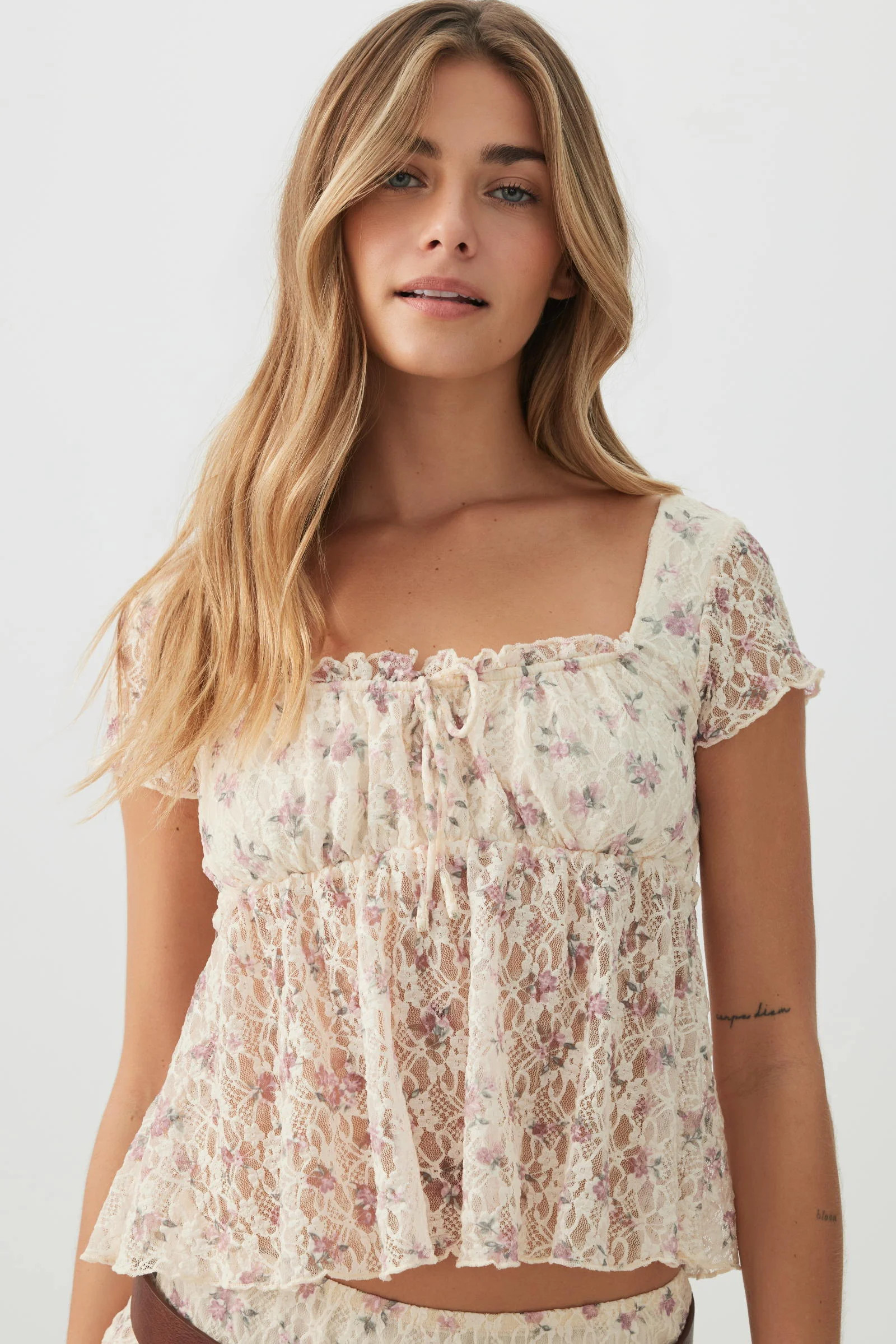 Textured Lace Short Sleeve Peasant Top | Ardene