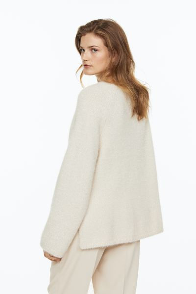 Oversized fluffy jumper | H&M (UK, MY, IN, SG, PH, TW, HK)