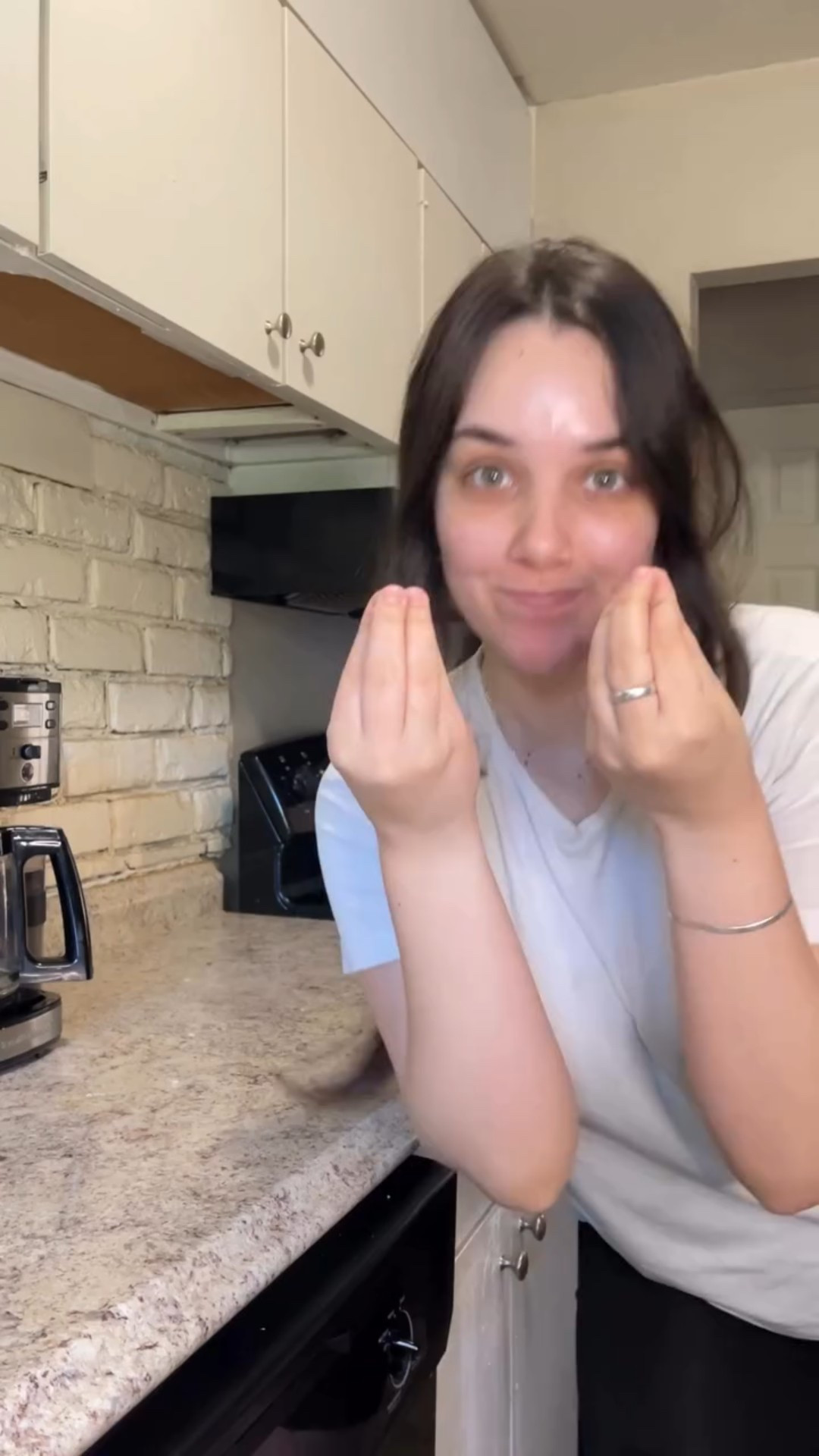 ✨Comenta LINK paravenviarte donde compre este #timbre 

😍Me encanta este timbre para puerta (#doorbell ) de la marca @xtucam_official que no le hace envidia a ningún sistema de seguridad de cientos de dólares.

Sin duda la alta resolución y la voz de hombre son mis cosas favoritas y sin decir que no tengo que cargarlo tantas veces sin duda una joyita para tu #seguridad 

#doorbell #timbre #security #xtucamera #xtucam #inspiracion_entreamigas