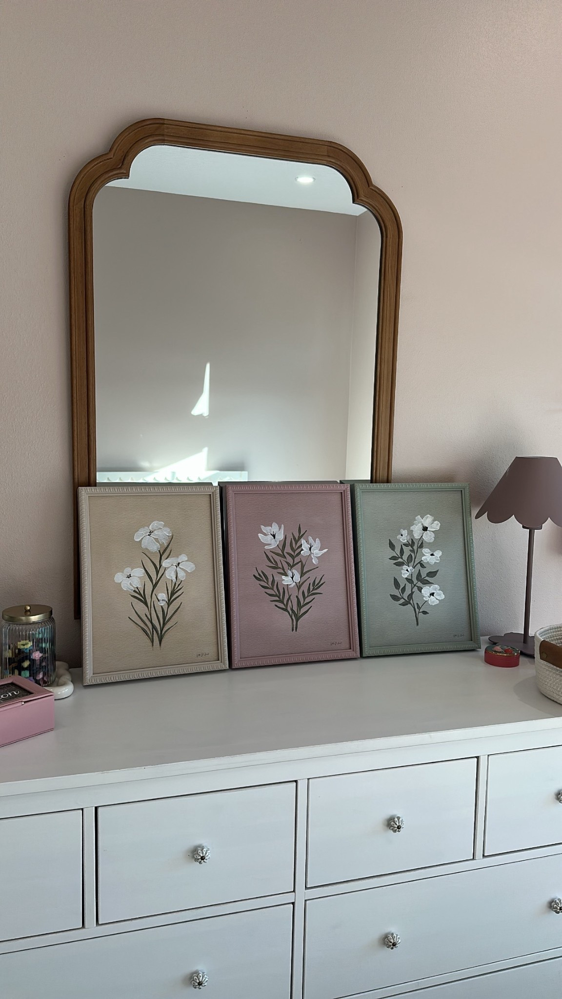 wall art for little girls room!!

Wall art/ floral/ toddler room/ little girls room decor 

#LTKHome #LTKSaleAlert #LTKKids