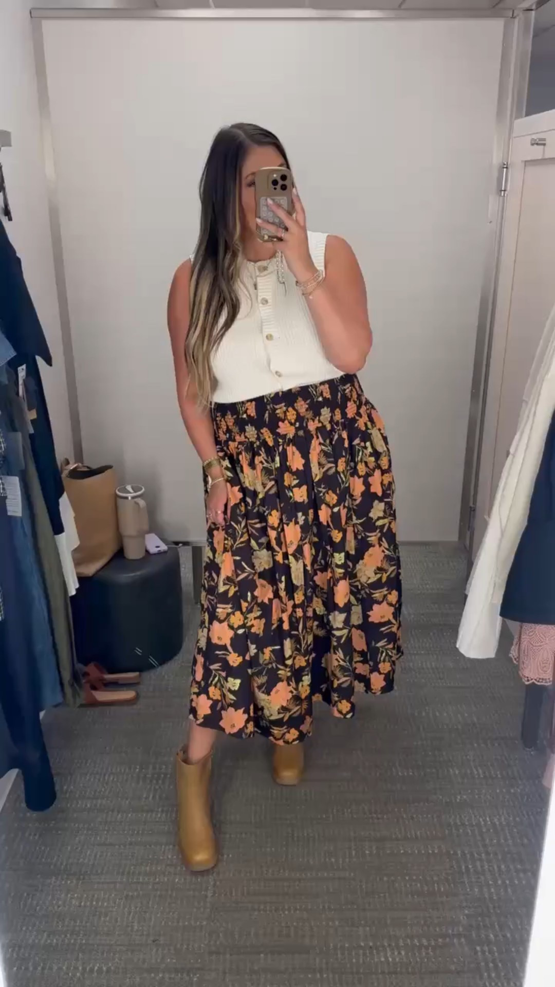 Nordstrom Sale dresses and skirts still on sale! Perfect for back to school and work wear!  

 

#LTKSeasonal #LTKSaleAlert #LTKStyleTip