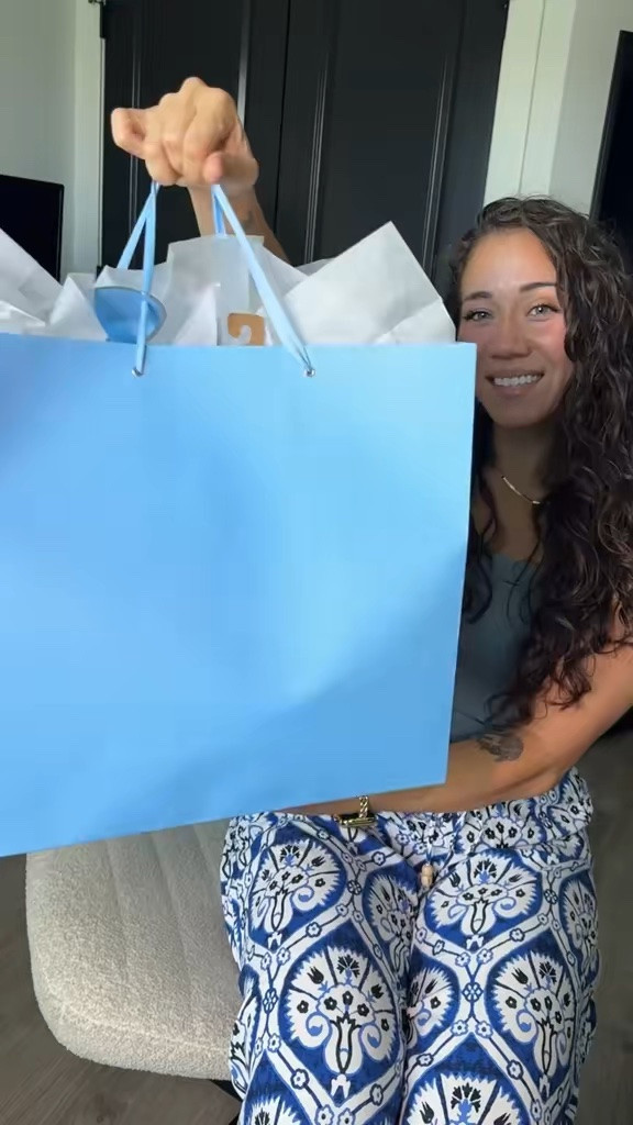 When one gift just isn't enough 🩵

Putting together the ultimate Father's Day gift bag for the dad who deserves it all. From practical favorites to a few fun extras, I love finding gifts that he'll actually use and enjoy. 🎁

#FathersDayGift 
#DadGiftldeas

#LTKMens