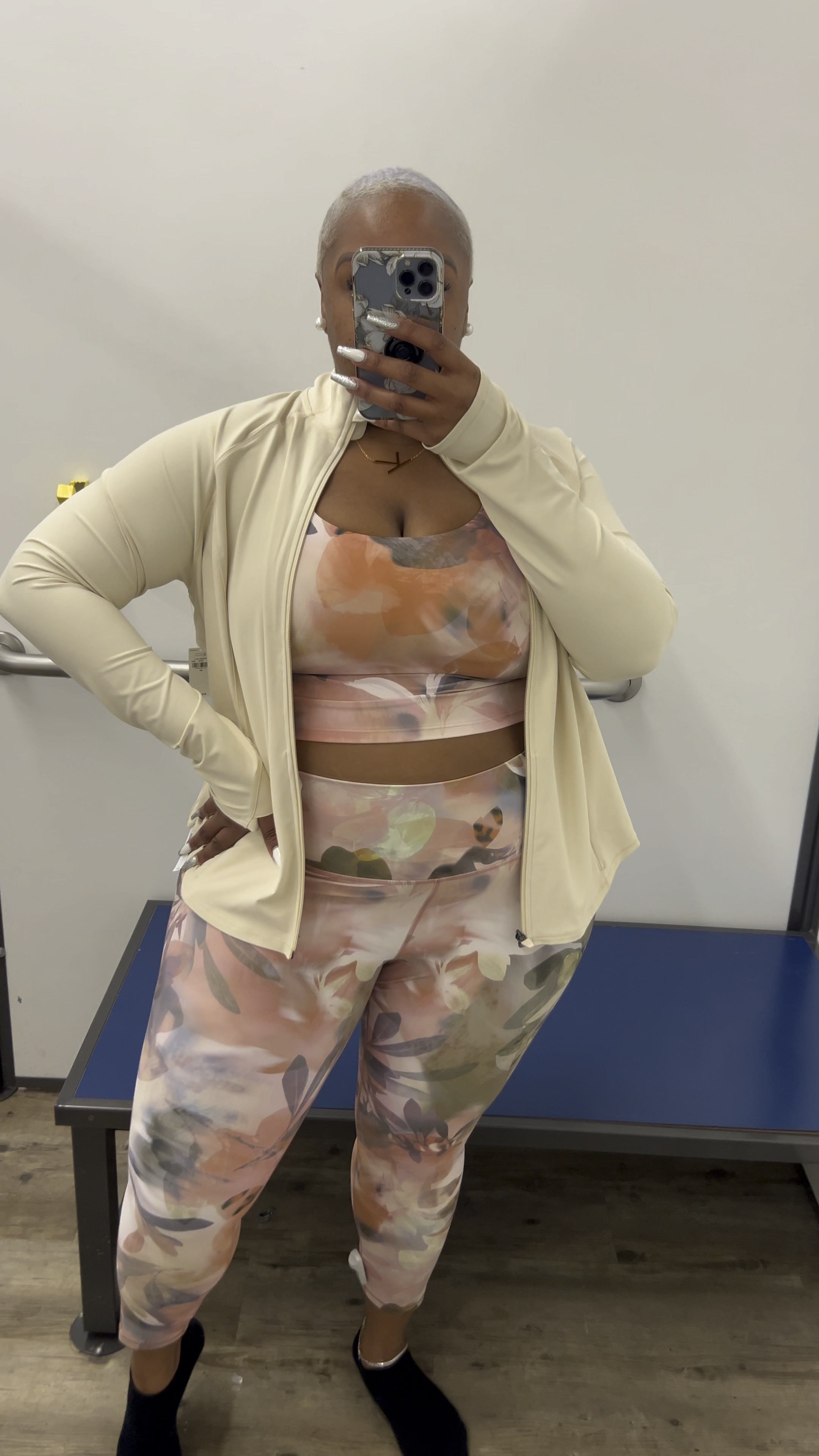 Old Navy Plus Size, Fitness Wear | Plus Size Workout clothes | fitness goals 

#LTKVideo #LTKplussize #LTKfitness