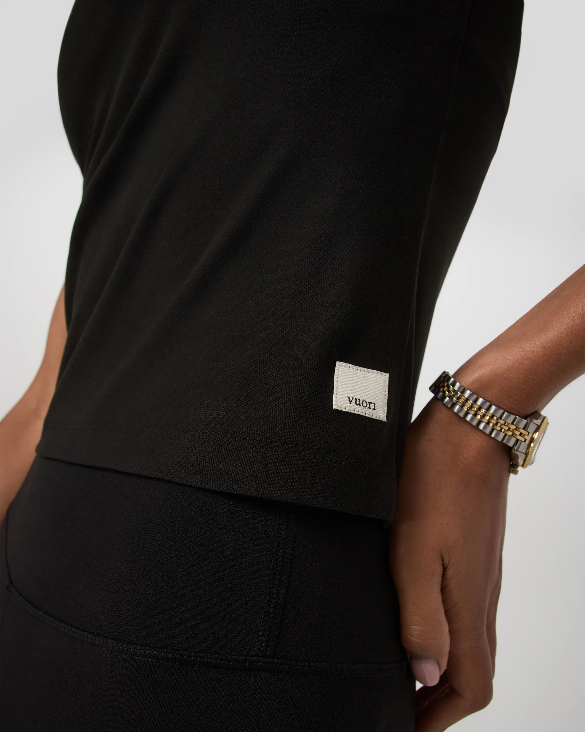 Energy Racerback Tank \u2013 Women's Black Fitness Tank Top \u2013 Vuori | Vuori Clothing (US & Canada)