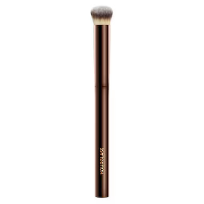 Seamless Finish Concealer Brush | Douglas (DE)