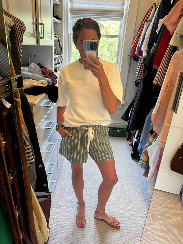 Work from home style that keeps things polished up top and comfy where it counts. This easy tee and striped shorts combo is proof that feeling relaxed and looking put together can absolutely share the same calendar. Effortless, breathable, and ready for everything. 🤍☕✨

#WorkFromHomeOOTD #WFHStyle #CasualChic #ComfyStyle #StripedShorts #WhiteTeeOutfit #EverydayFashion #SummerStyle #OOTD 

 #LTKootd