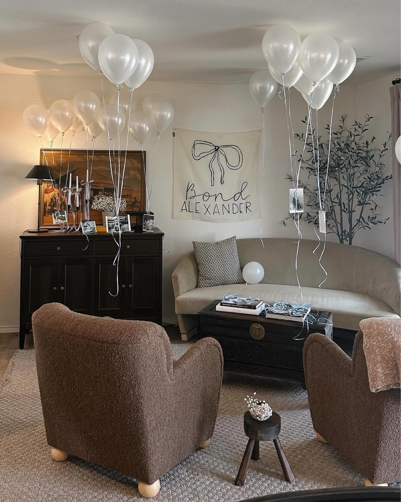 finally finished the front room of our house in time to host baby Bond’s shower! this room doubles as a cocktail room and undercover playroom - love a cute and usable space 👌🏼