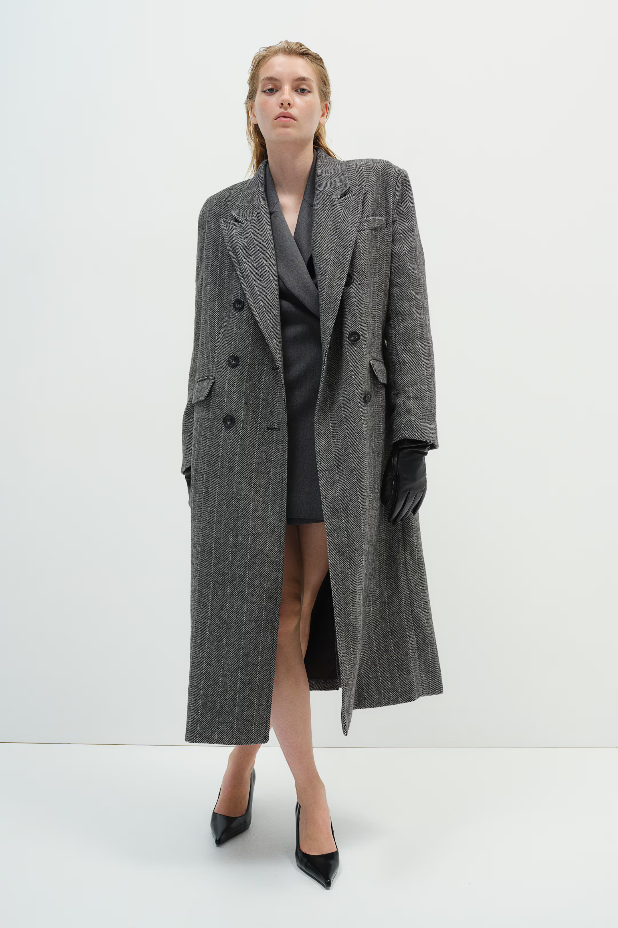 Double-breasted coat | H&M (UK, MY, IN, SG, PH, TW, HK)
