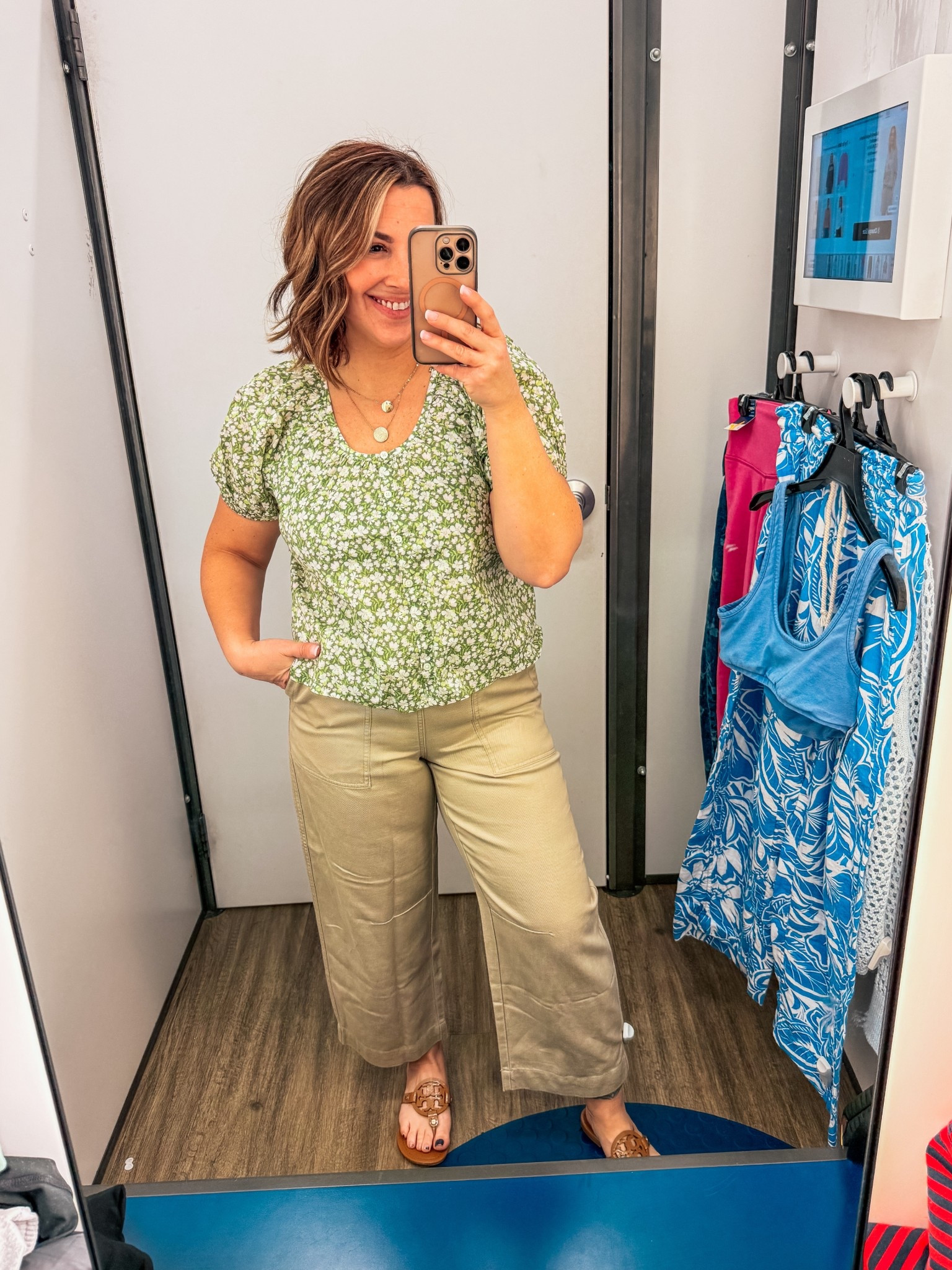 Old navy new arrivals 
Airy button down top and utility ankle pants 

#LTKPetite #LTKSeasonal #LTKOver40