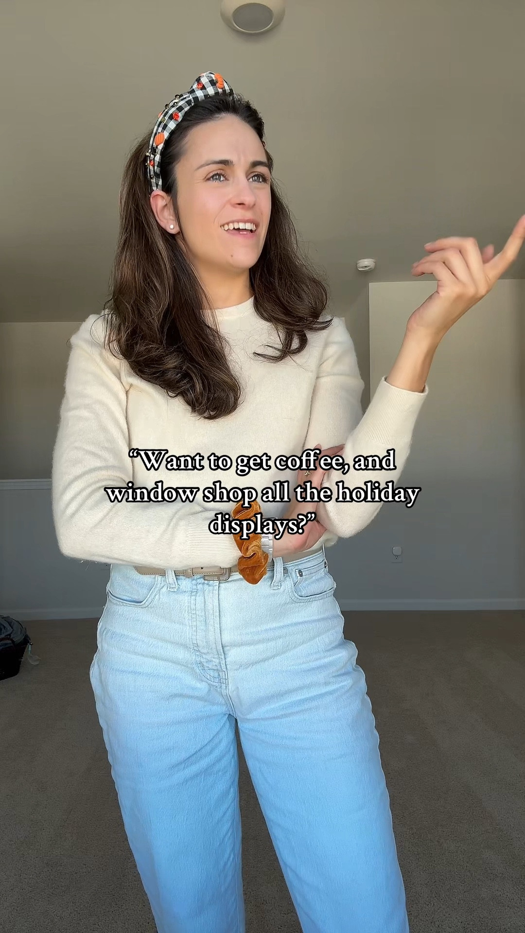 Cute outfits for holiday shopping #fallfashion #sweaterweather

#LTKHalloween #LTKHoliday #LTKSeasonal