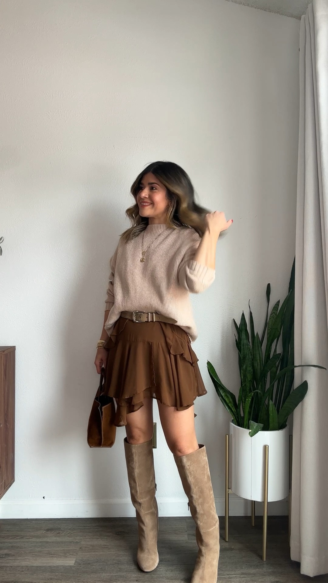 This dress definitely look amazing with sweaters!! I added a belt to accentuate the waist and the look turned out amazing. Such a pretty outfit for spring or fall! 
Sweater size small
Dress size xs


#LTKPetite #LTKootd #LTKSeasonal